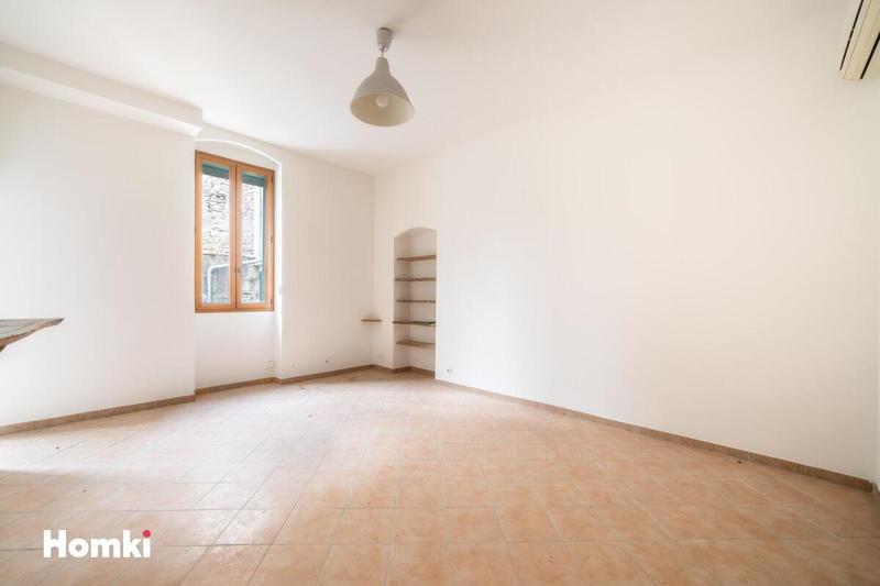 Appartement - 60 m² - 2 pièces