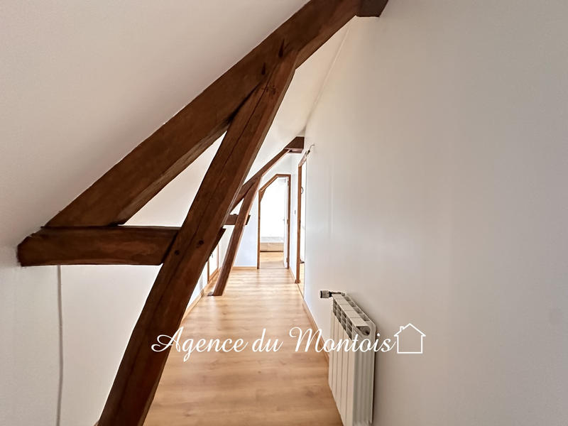 Maison - 102 m² - 4 pièces