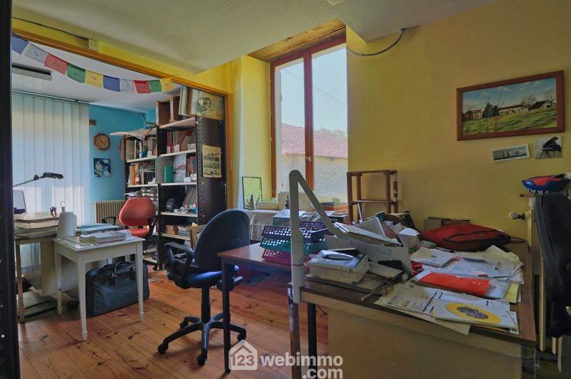 Maison - 295 m² - 11 pièces