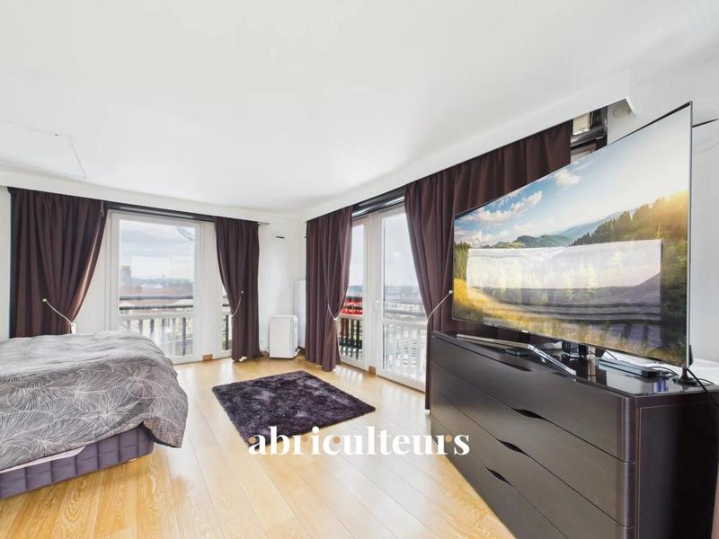 Appartement ancien - 162 m² - 6 pièces