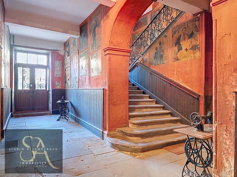 Immeuble - 1 100 m² - 15 pièces