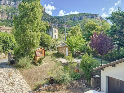 Appartement - 98 m² - 4 pièces