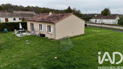 Maison - 85 m² - 4 pièces