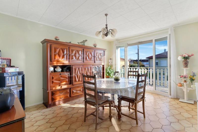 Maison - 105 m² - 4 pièces