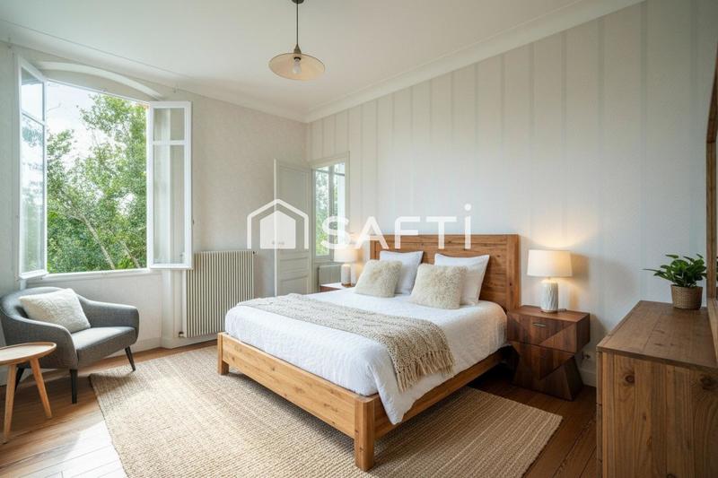 Maison de maîtres - 245 m² - 6 pièces