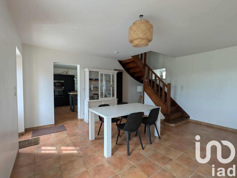 Maison - 184 m² - 7 pièces