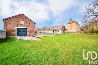 Maison - 235 m² - 8 pièces