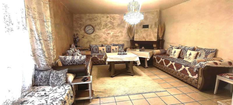 Appartement - 125 m² - 7 pièces