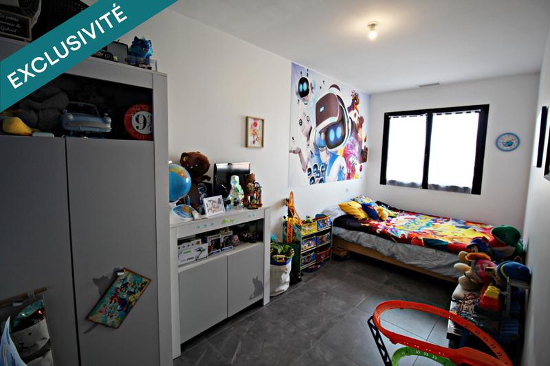 Maison - 95 m² - 5 pièces