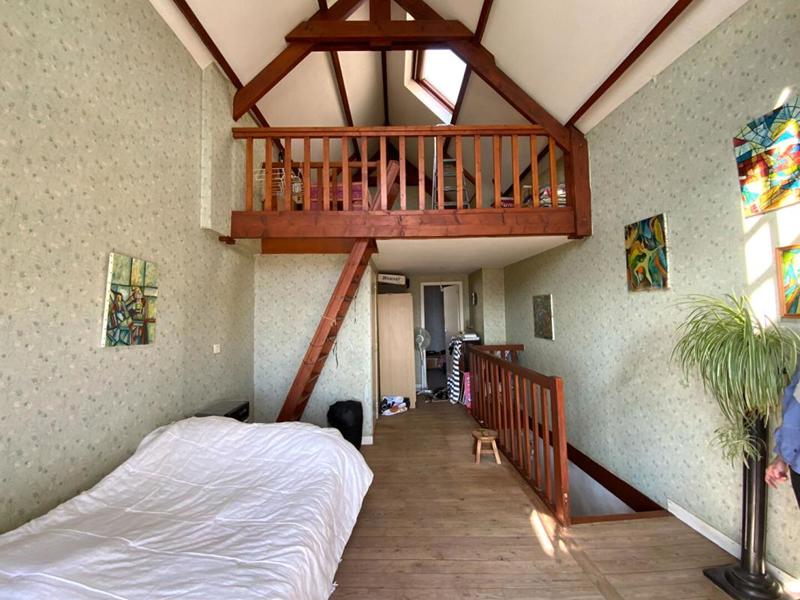 Maison - 98 m² - 5 pièces