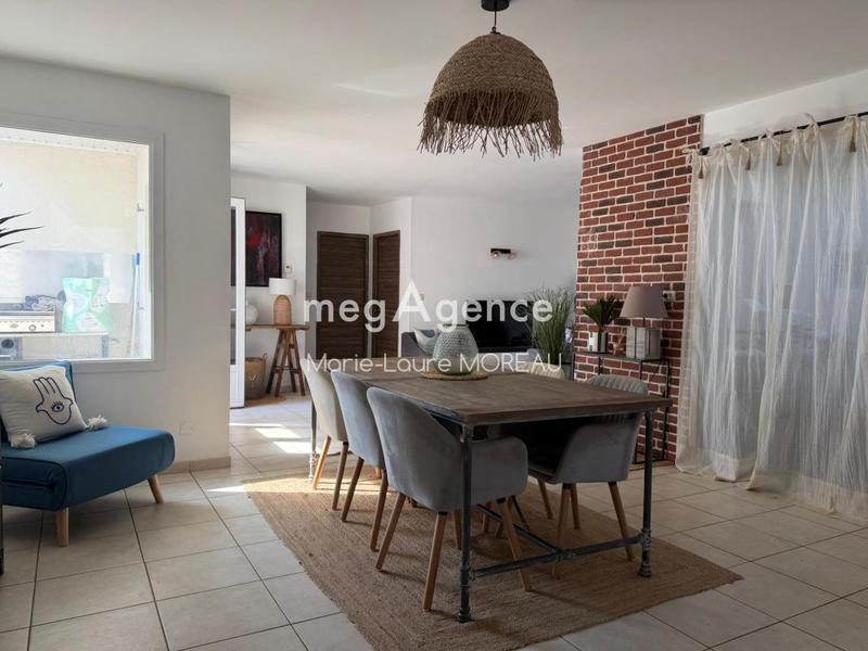 Maison - 155 m² - 8 pièces