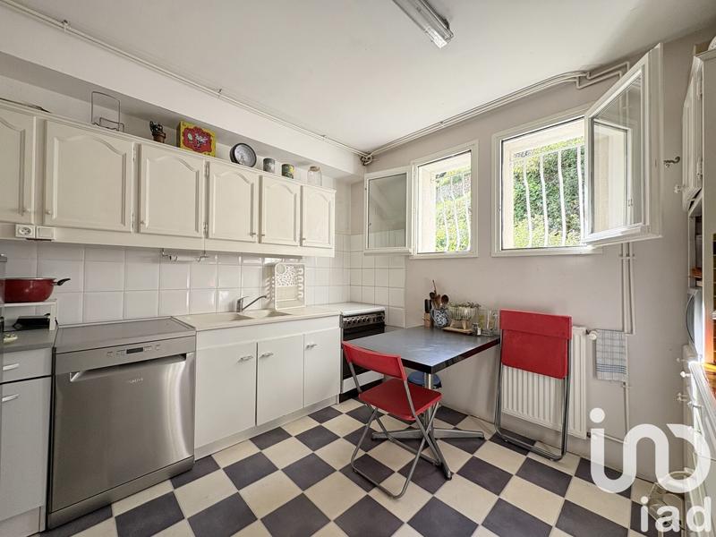 Maison - 209 m² - 6 pièces