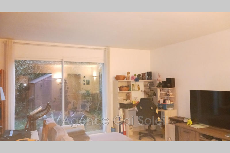 Villa - 90 m² - 4 pièces