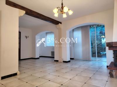 Maison de village - 90 m² - 4 pièces