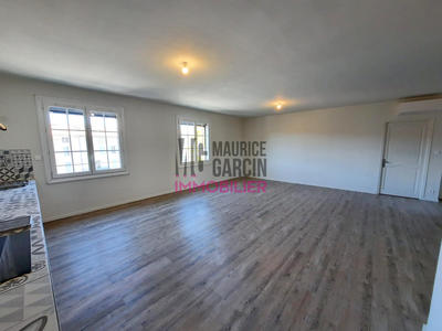 Appartement - 97 m² - 3 pièces