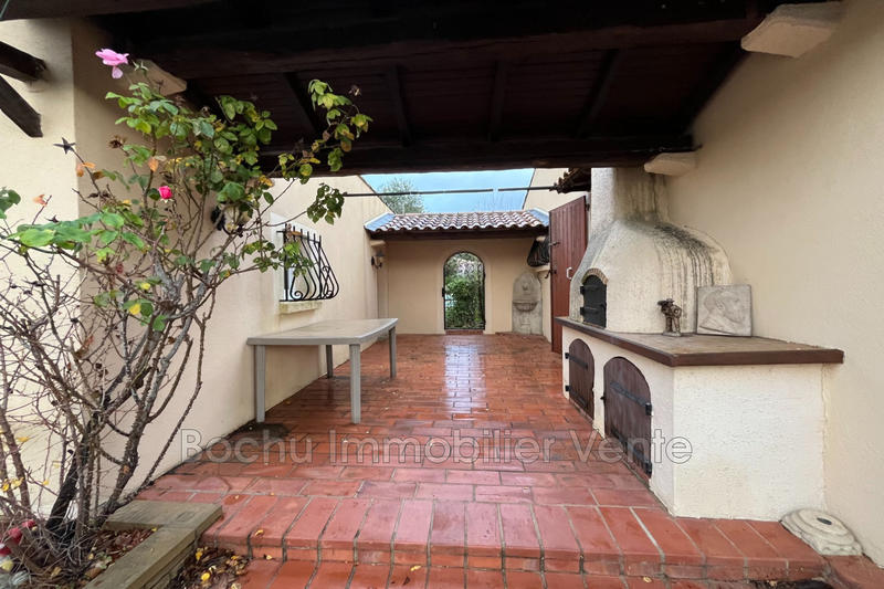 Villa - 100 m² - 5 pièces