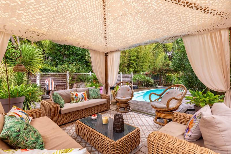 Maison - 156 m² - 7 pièces