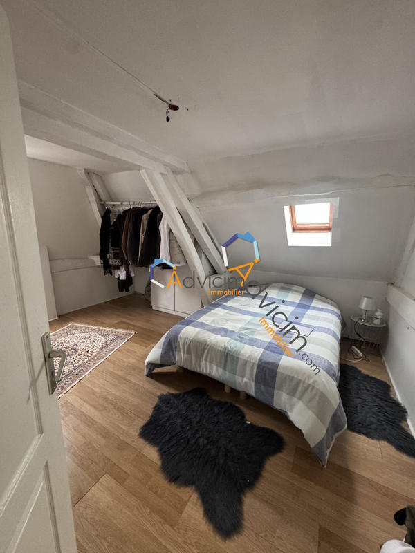 Maison - 85 m² - 5 pièces