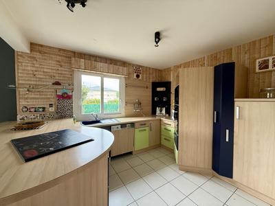 Maison - 133 m² - 6 pièces