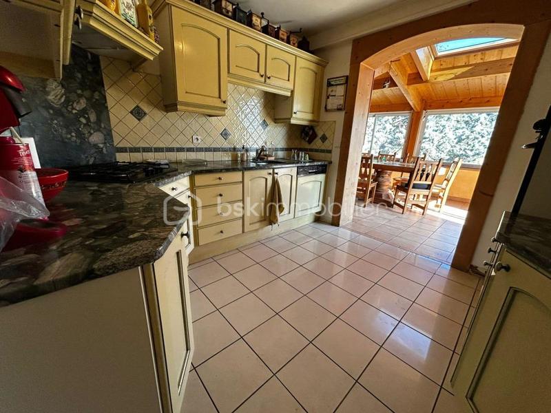 Villa - 156 m² - 8 pièces