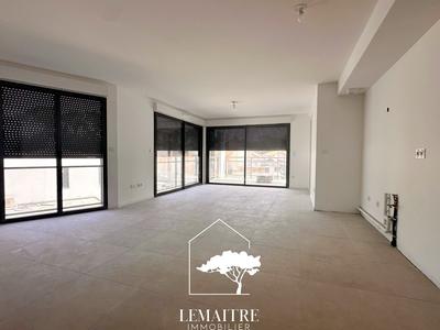 Appartement - 91 m² - 4 pièces
