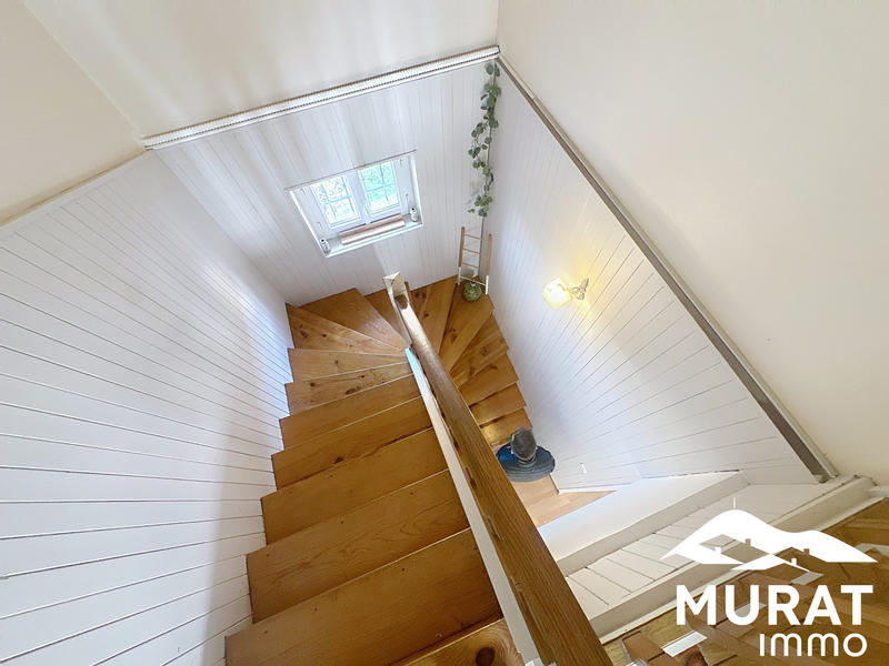 Maison - 102 m² - 5 pièces