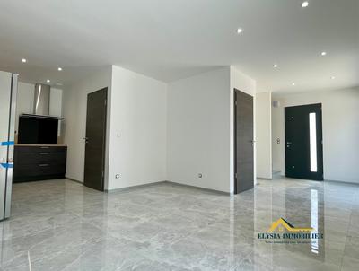 Maison - 89 m² - 4 pièces