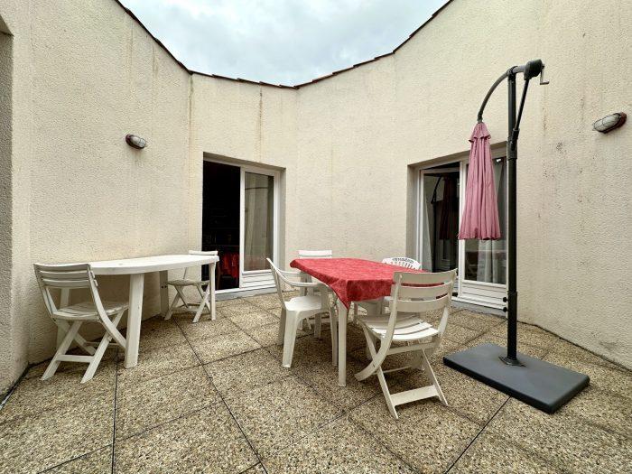 Maison ancienne - 241 m² - 6 pièces