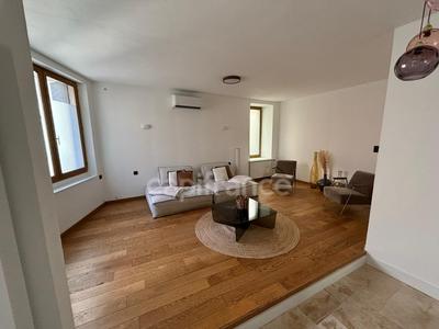 Maison - 143 m² - 5 pièces