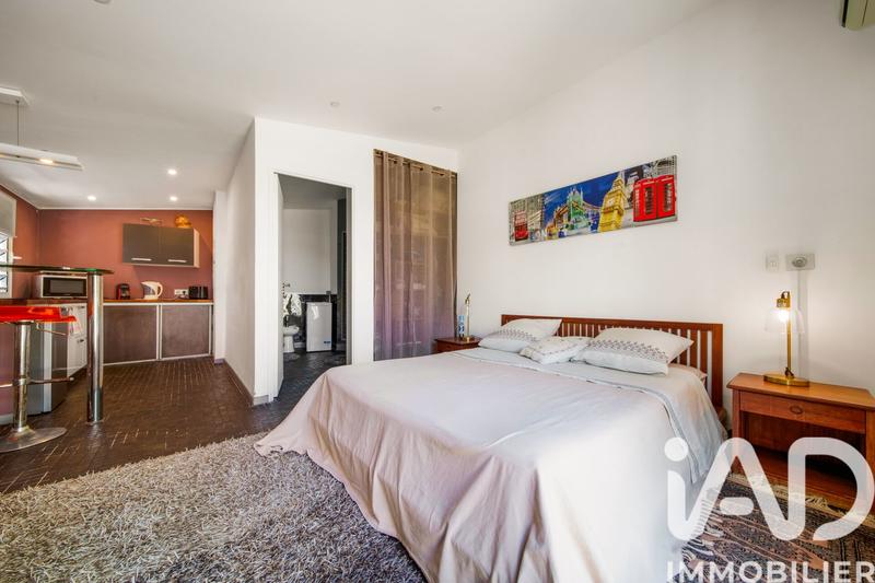 Maison - 235 m² - 7 pièces