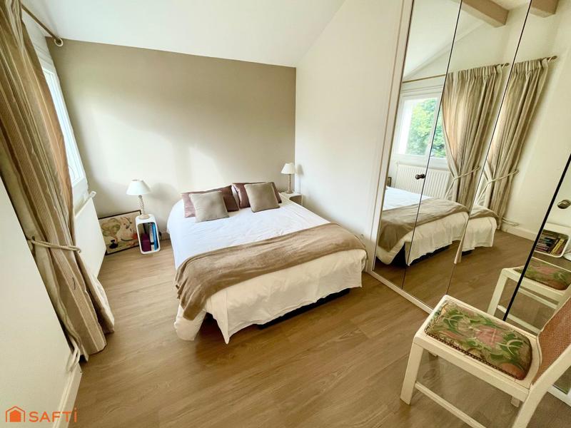 Maison - 200 m² - 6 pièces