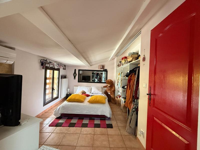 Maison - 132 m² - 11 pièces