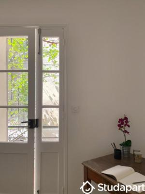 Chambre - 11 m² - 1 pièce
