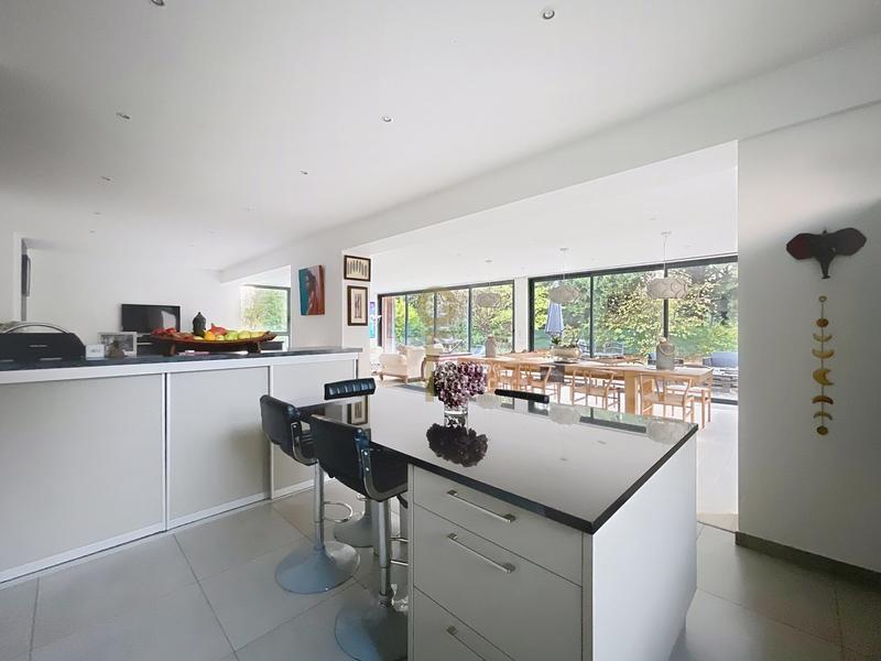 Maison - 272 m² - 7 pièces