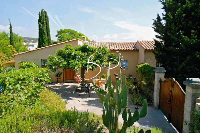 Maison - 66 m² - 3 pièces