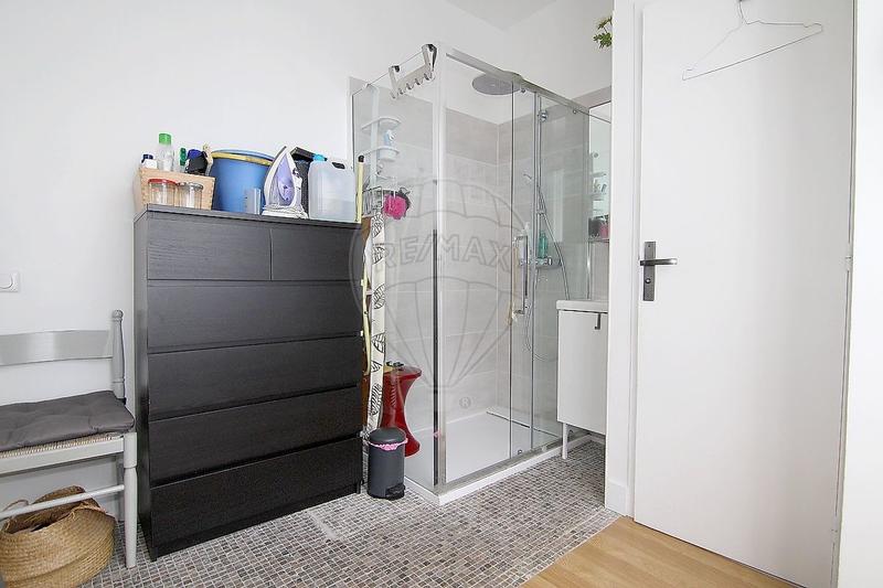 Maison - 94 m² - 6 pièces