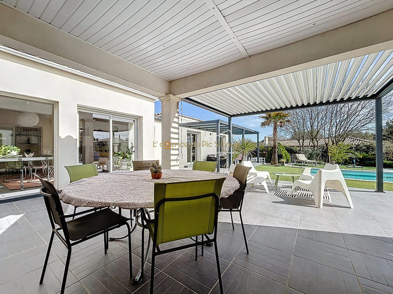 Villa - 215 m² - 7 pièces