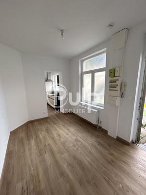 Studio - 14 m² - 1 pièce