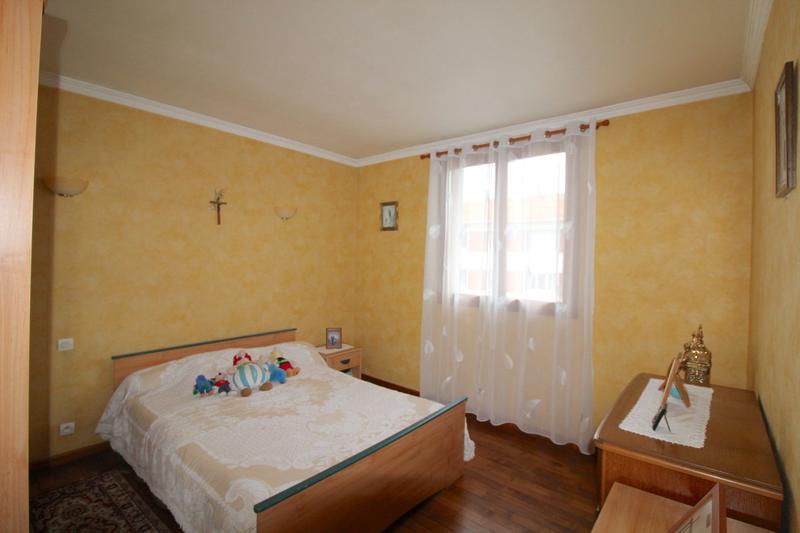 Maison traditionnelle - 111 m² - 5 pièces