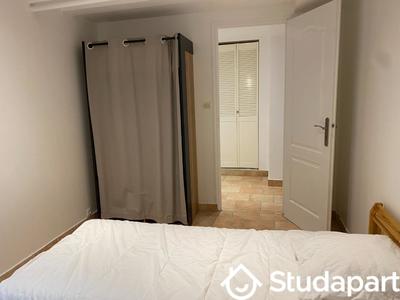 Chambre - 28 m² - 1 pièce