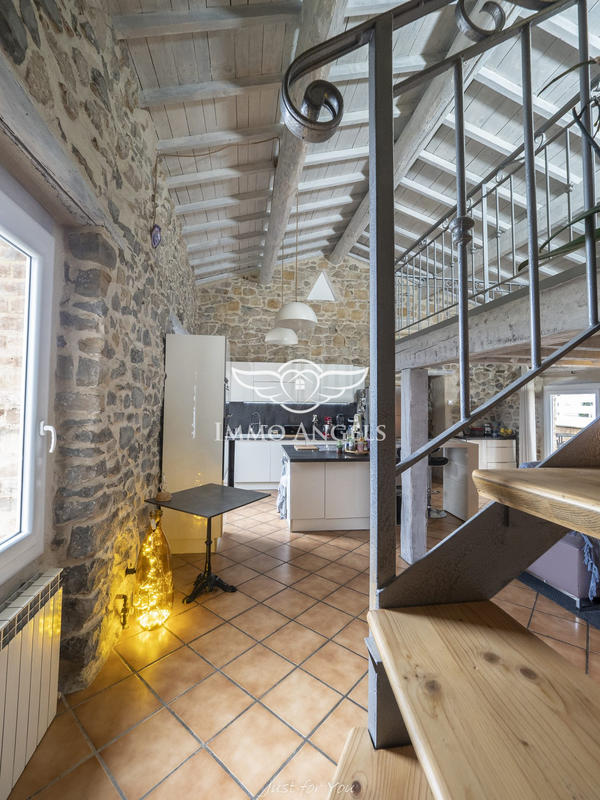 Maison ancienne - 172 m² - 8 pièces