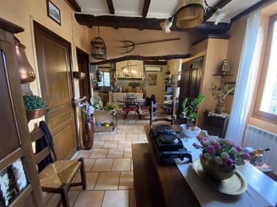 Maison de village - 94 m² - 4 pièces