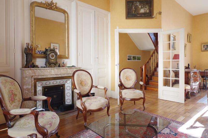 Maison - 175 m² - 8 pièces