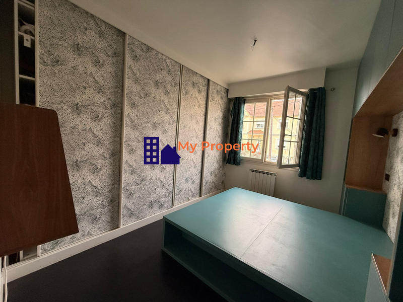 Maison traditionnelle - 94 m² - 4 pièces