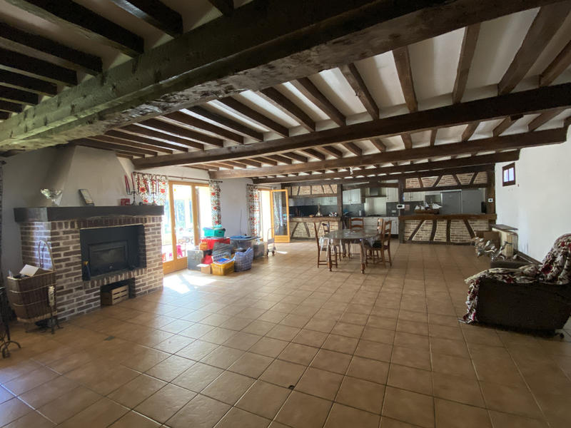 Maison - 227 m² - 7 pièces