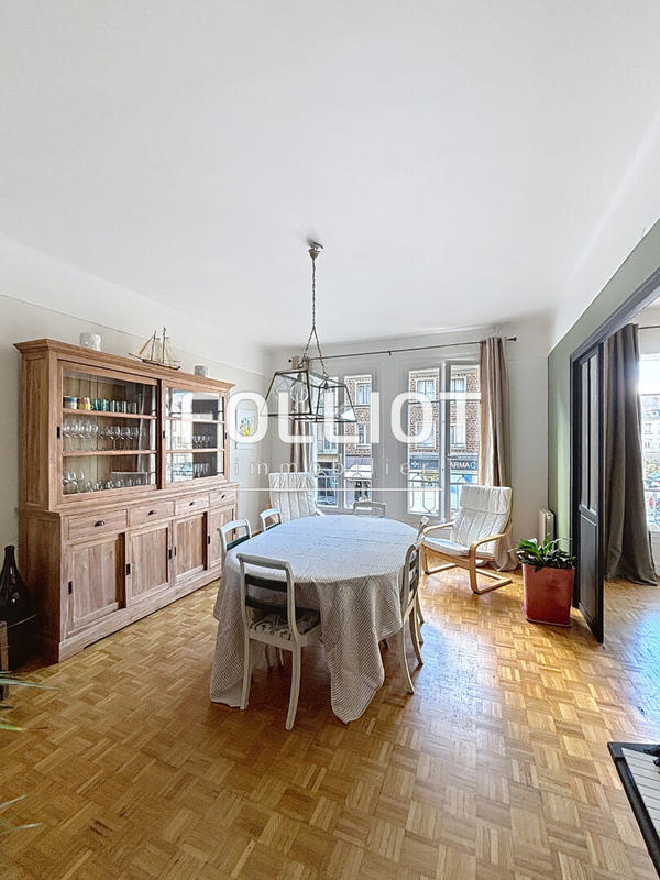 Appartement - 107 m² - 4 pièces