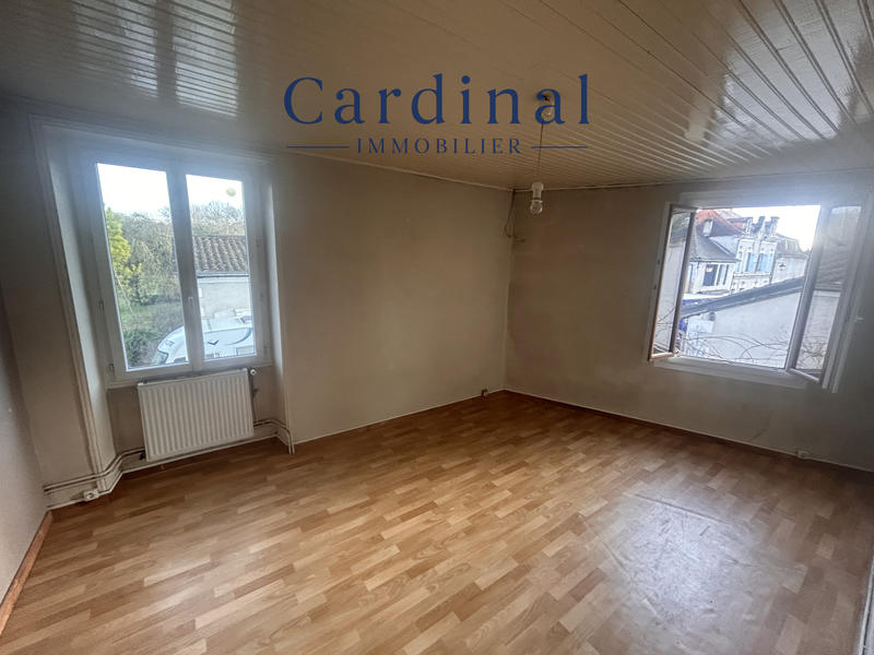 Maison - 297 m² - 11 pièces