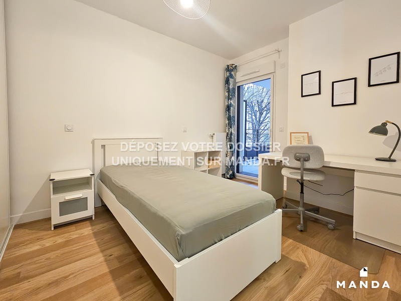 Chambre - 10 m² - 4 pièces