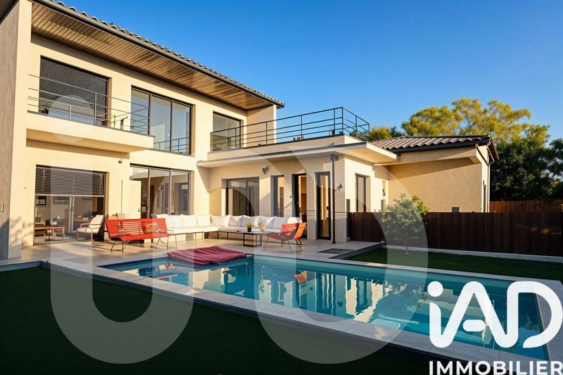 Maison de maîtres - 141 m² - 4 pièces