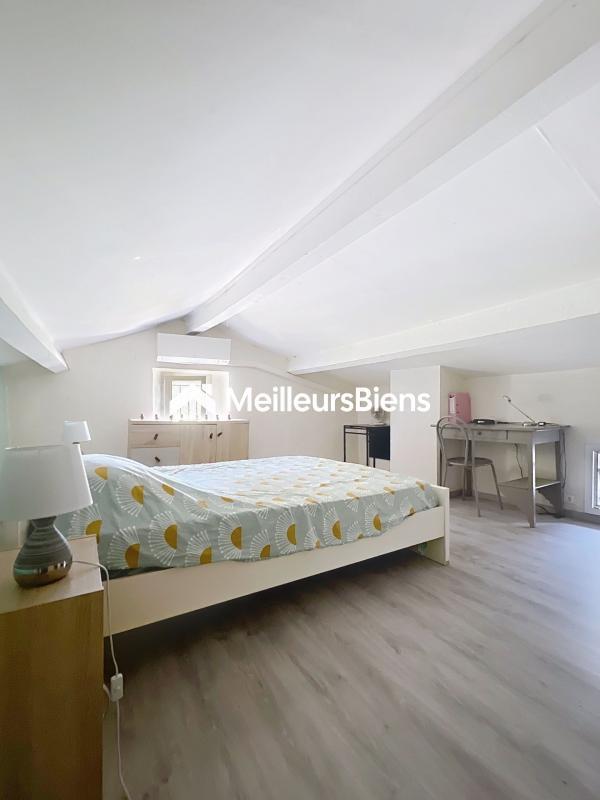 Maison en pierre - 90 m² - 4 pièces